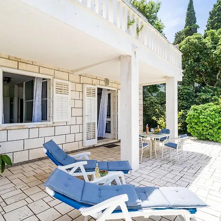 & Mara & Petrunjela 4* Cavtat