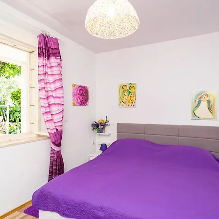 & Mara & Petrunjela Cavtat