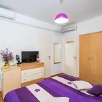بيت ضيافة & Mara & Petrunjela تْسافتات